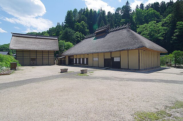 旧中村家住宅 (長野県) (Maison ancienne Nakamura à Nagano) : "Échos du Passé dans les Jardins du Temps"