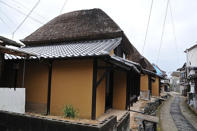 鹿島市浜庄津町浜金屋町(La Ville des Vagues Éternelles): Échos de la Mer et Sables Dorés