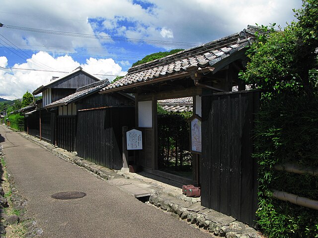 土居廓中(Le Labyrinthe des Rêves) : "Échos des Saisons Éternelles"