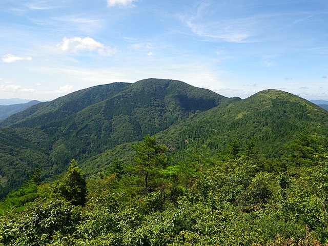 大江山(Mont des Grandes Rivières): "L'Étreinte des Cieux et des Eaux"