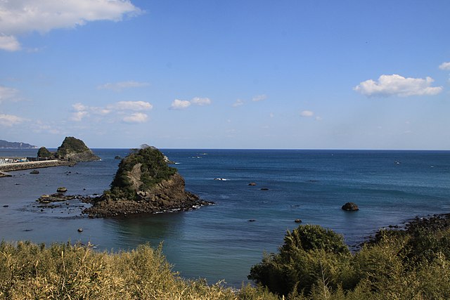 鴨川松島 (L'île des Pins de la Rivière Canard) : "Mélodie des Pins et des Eaux"
